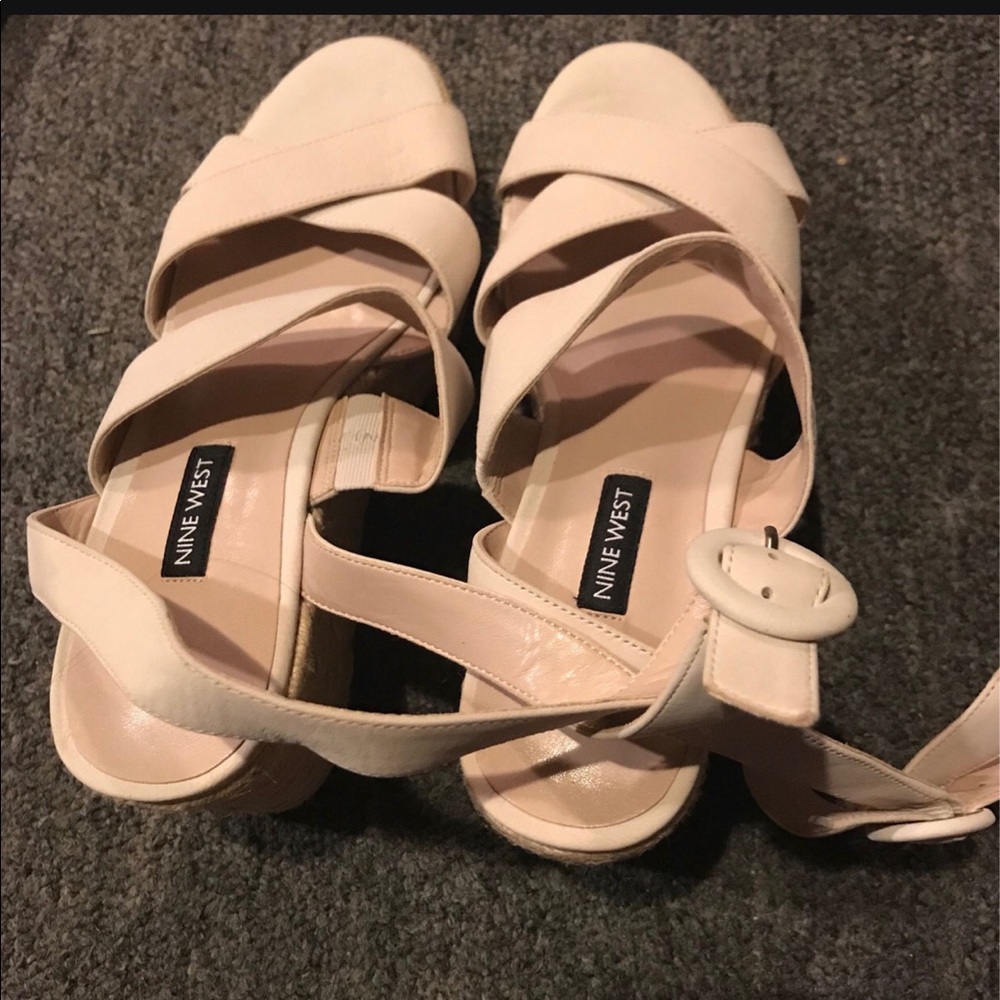 Sandal - Picture 3 of 3
